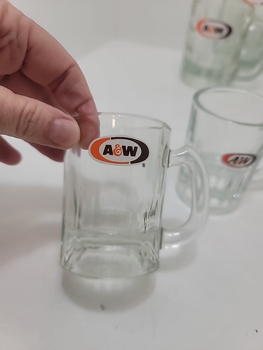 6 Vintage A&W Root Beer Glass Mugs 2 Large 2 Medium 2 Small - Picture 3 of 8