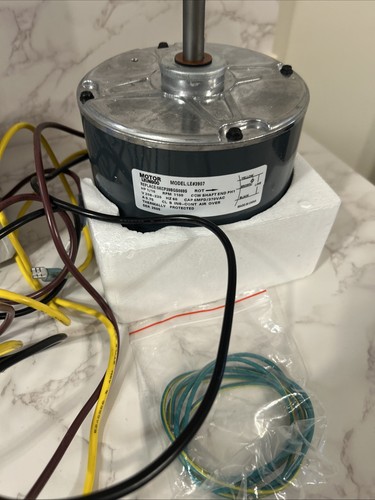 Moteur ventilateur condenseur 1/10CV 1100RPM 208-230V 5KCP39BGS069S 5KCP39BGY915S - Photo 2/4
