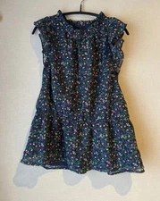 Banana republic factory floral cottagecore green ruffle peplum top size M