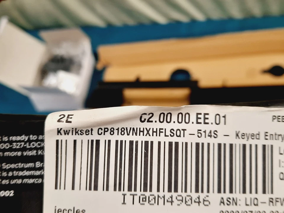 Juego de manijas de entrada con llave negro mate Kwikset Vancouver CP818VNHXHFLSQT-514S Foto 4 de 4