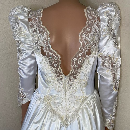 Vintage handmade 1970's 80's wedding dress heavily laced and beaded white SZ 8 - Imagen 19 de 19