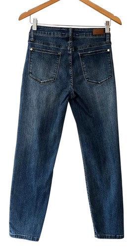 Judy Blue Jeans 7/28 Relaxed Fit Women Distressed Slimming Stretch Medium Wash - Picture 2 of 8
