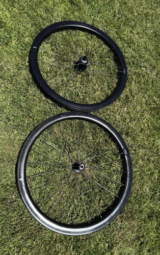 Giant SLR 1 Carbon Wheelset 42mm Tubeless Ready Shimano/Sram 11-Speed 700c - Picture 7 of 8