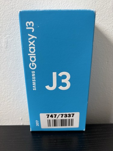 BOXED Brand New Samsung Galaxy J3 2017 16GB (Black) Metal 13MP Camera Unlocked - 第 1/11 張圖片