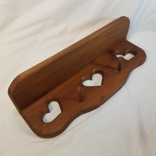 Vintage Wood 3 Heart Cut Out Pegs Wall Decor Shelf Grandmacore Farmhouse Country - Picture 4 of 9