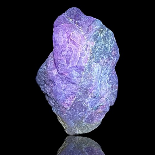 180 Karat fluoreszierender phosphoreszierender tenebrescent Hackmanit auf Matrix @AFG - Bild 3 von 13