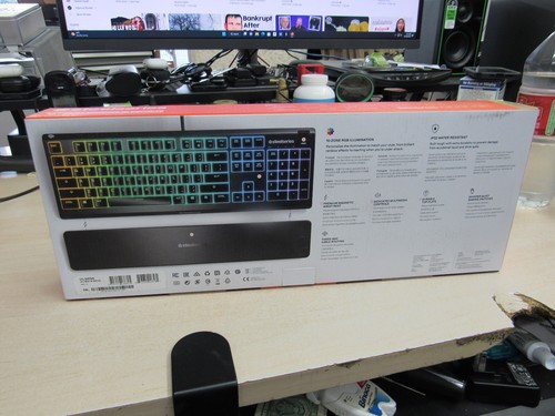 Brand New SteelSeries Apex Gaming Keyboard OLED RGB Illuminatiom Aluminum Frame - Picture 4 of 12