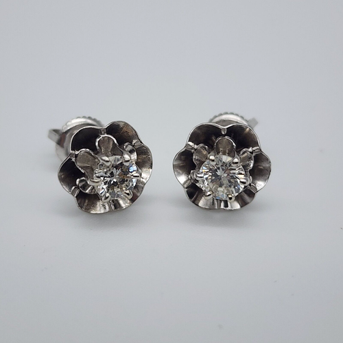 Vintage 14k White Gold .50 Ct Diamond - Ribbon Bezel - Screwback Stud Earrings - Picture 4 of 16