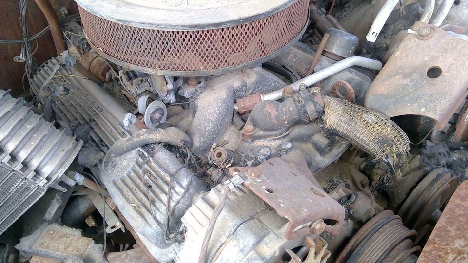 Оригинальный впускной коллектор 1981-1988 Gmc Sierra K10 1500 5,0 л 14057056 - Изображение 2 из 4