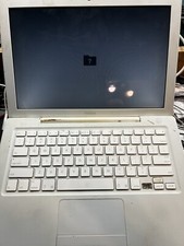 Apple MacBook A1181 13" Laptop - MB062LL/A (May, 2007) LCD Only
