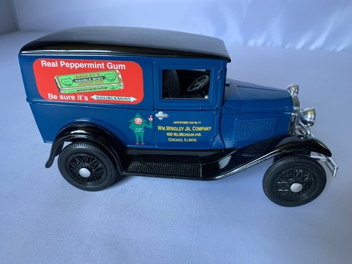Liberty Classics WM Wrigley Junior Co Wrigley's Diecast Truck Bank Ford Model A - Picture 3 of 5