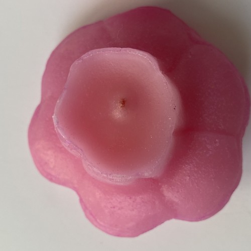 Pair Of Rose Flower Shaped Candles Floating Pink Vintage 3” New Smells So Good! - Picture 15 of 21