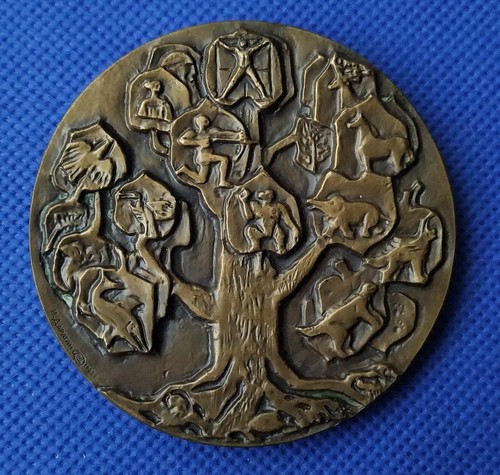 Charles Darwin Tree Life Origin of Species Soviet Table Medal 1985 Daragan LMD - Picture 2 of 11