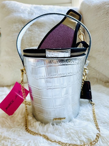 NWT Betsey Johnson Kitsch Betsey's Bubbly 3D Crossbody Bag LIMITED EDITION - Picture 7 of 14