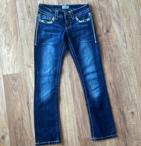 DAYTRIP Virgo Buckle Straight Blue Jeans Dark Wash Size 23 Chunky Stitching - Picture 3 of 8