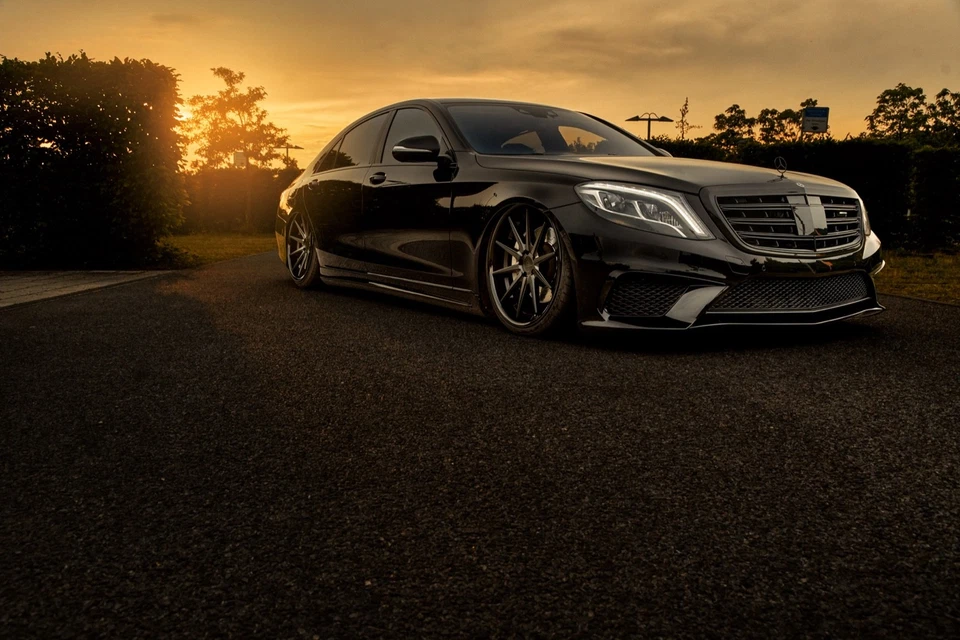 RUEDAS CÓNCAVAS FERRADA FR4 NEGRO MATE 22" MERCEDES W222 S450 S550 S560 S63 Foto 3 de 4