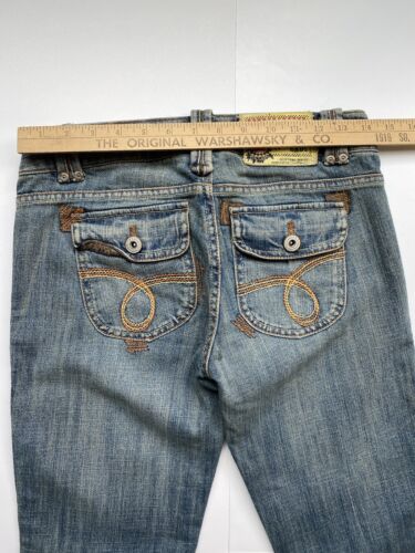 Z Cavaricci Vintage Damenjeans mit Wirbel mittlerer Höhe kurz capriblau Größe 3 - Bild 9 von 15