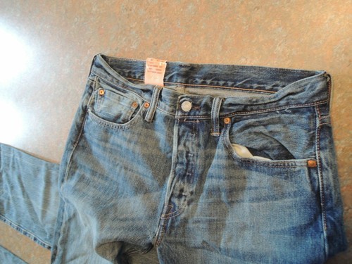 Levi's 501 Mens SIZE w31 / l32 31X32 NEW with tag, NEW! - Picture 3 of 3