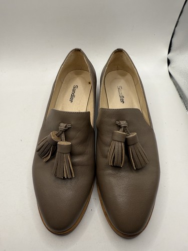 SANDLER Salvador Brown Leather Women's Loafers Size 7 Tassels Slip On Almond Toe
