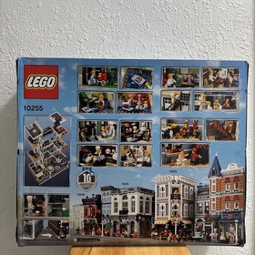 LEGO Creator Expert: 10th Anniversary Modular Building 10255 Assembly Square 