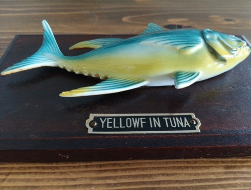 Yellowfin Tuna Fish Painted Porcelain Polished Plaque 7" x 4" Vintage Japan Wood - Picture 12 of 15