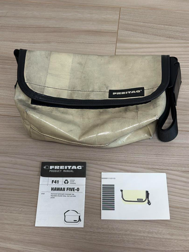 Freitag F41 Hawaii Five-0 Mini Messenger Bag White with Cards - Picture 7 of 7