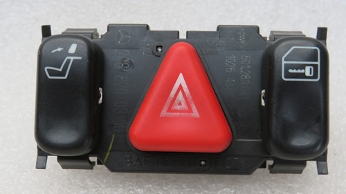 Mercedes W208 W210 - Hazard Warning Lights / Headrest / Door Lock Switch /... - Picture 4 of 7