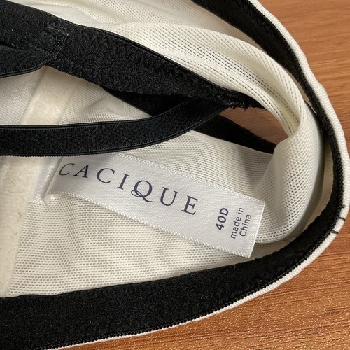 NWT Cacique Boost Plunge Floral Beige/Black LaceFront Closure Bra Women Size 40D - Picture 2 of 9