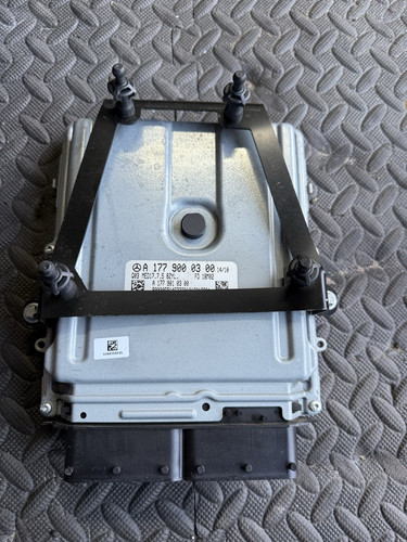 ECU / Engine Control Unit C190 R190 A1779000300 MERCEDES GTS Gtr G500 SLR AMG - Picture 1 of 4