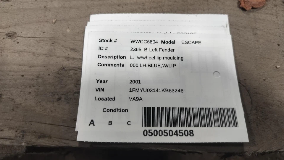 Used Front Left Fender fits: 2001 Ford Escape L. w/wheel lip moulding Front Left - Изображение 2 из 3