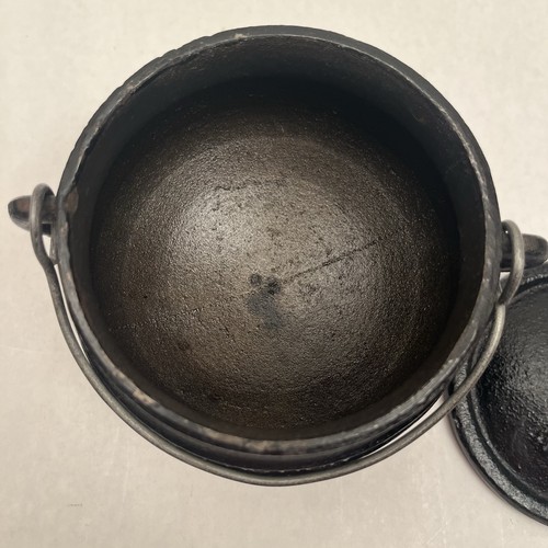 Afrikanischer 1/4 Gusseisen Putjie Topf mit Deckel (klein, 18 Unzen) - Bild 7 von 10
