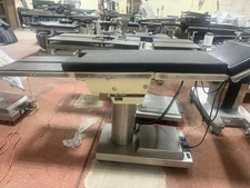 Skytron Elite 6001 With Pendant OR Table