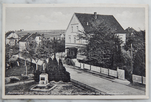 AK Reichenbach Schlesien Grenzlandschule Grießdorfstrasse mit Seydewitzdenkmal