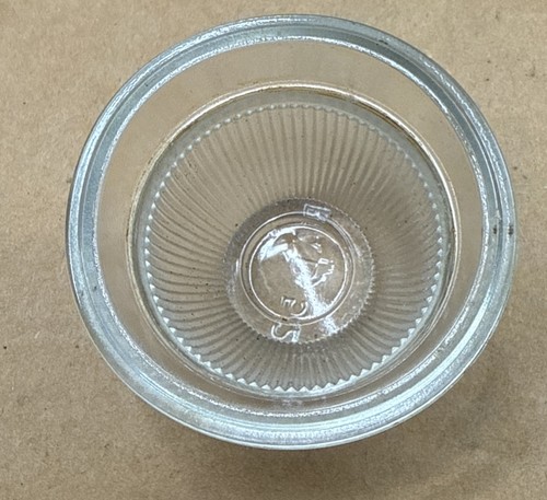 Vintage Beehive 2in Clear Glass Parking Marker Reverse Light Lens FAB-52 NOS - Foto 3 di 4