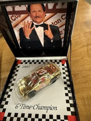 Dale Earnhardt Collectible Super Star Awards 1993 Points 6 Time Champion No.2 