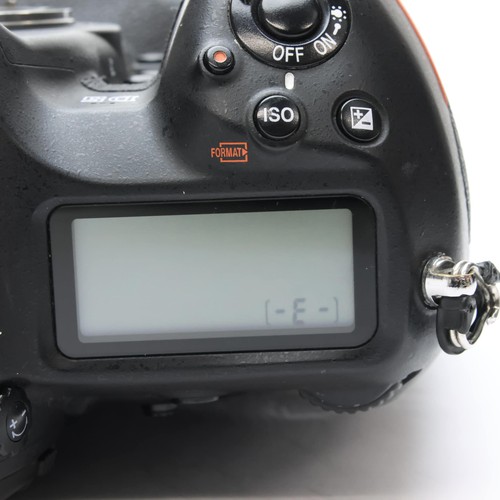 Nikon D5 CF 20.8MP DSLR Camera Body Shutter Count 135892 - Picture 10 of 12