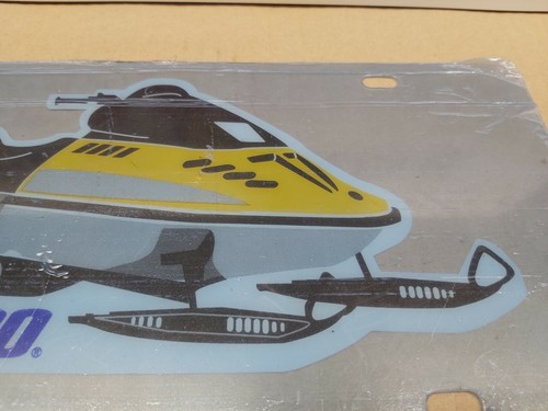 Late 90's Vintage Ski-doo Formula Decal - Picture 4 of 4