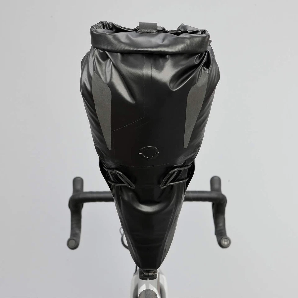 Roswheel Road Black Seat Pack & Rack 8L MTB & Road Bike - Image 4 of 4