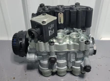 Meritor Wabco S4729000670 Air Suspension Solenoid Valve Unit 472 900 067 0