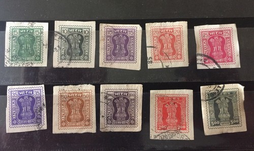 Nice collection of 10 diff.Indian used  Services stamps issued in 1981 - Picture 1 of 2