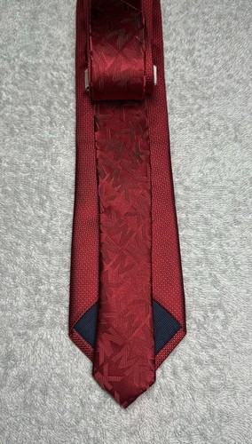 Michael Kors Neckwear Men’s Silk Slim Tie Solid Red Textured Formal 3” in - Picture 13 of 17