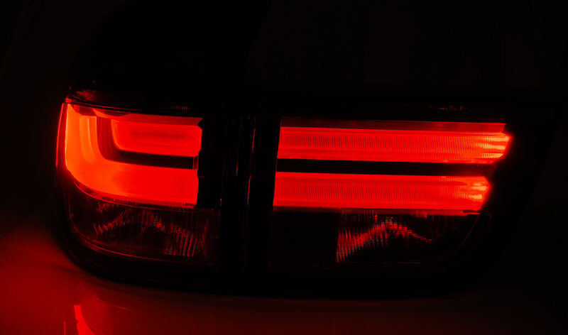 LED Lightbar Rückleuchten Heckleuchten für BMW X5 E70 Bj. 07-10 RotChrom