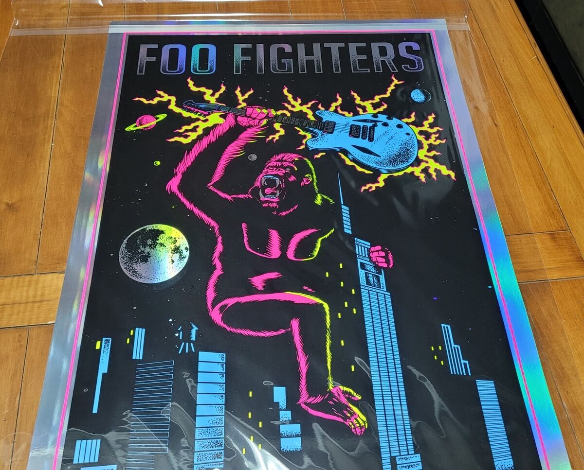 Foo Fighters KING KONG Foil Poster MSG Madison Square Garden Foo Fighters KING KONG Foil Poster MSG Madison Square Garden
