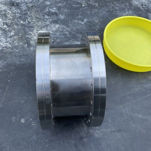 6” Vacuum Chamber Coupling Y0936-40 - Picture 2 of 5
