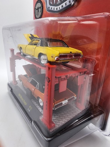 M2 Machines - Auto-Lift 2 Pack - 1968 Mercury Cougar R13 - 1:64 Diecast - New! - Picture 4 of 8