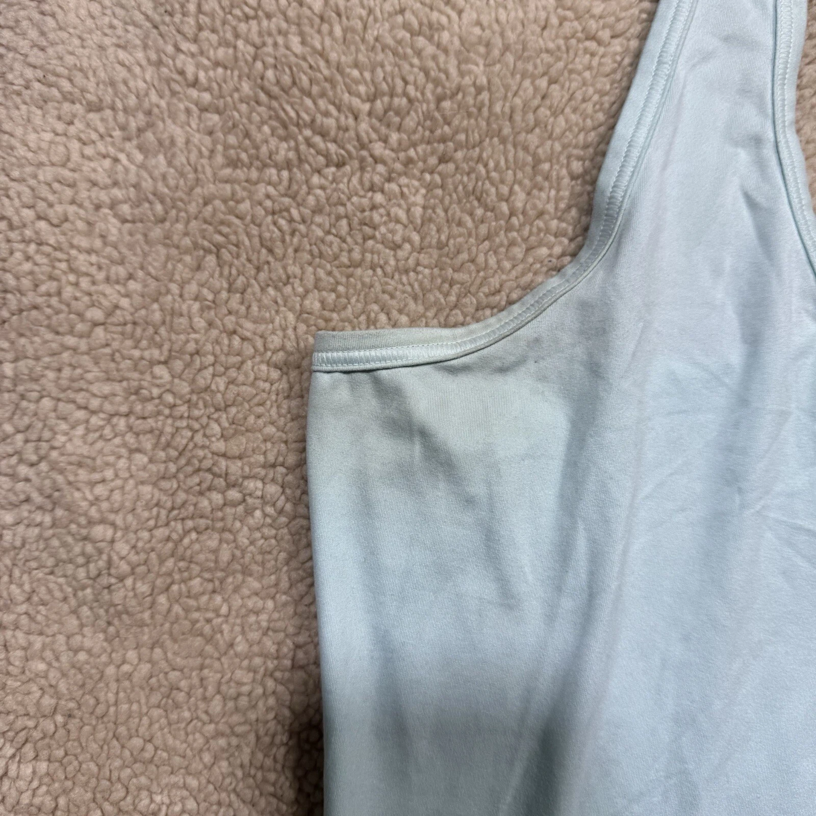 athleta light tank top racerback round neck pullover shirt