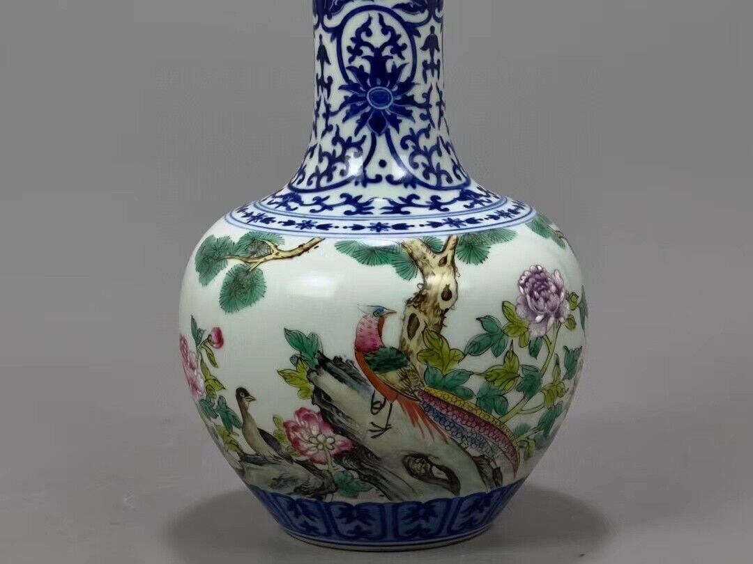 Vivid Chinese Handmade Painting QianLong Alum red Porcelain