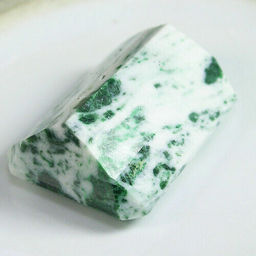 Jade albite en taille emeraude de 12.86Cts - Imagen 3 de 3
