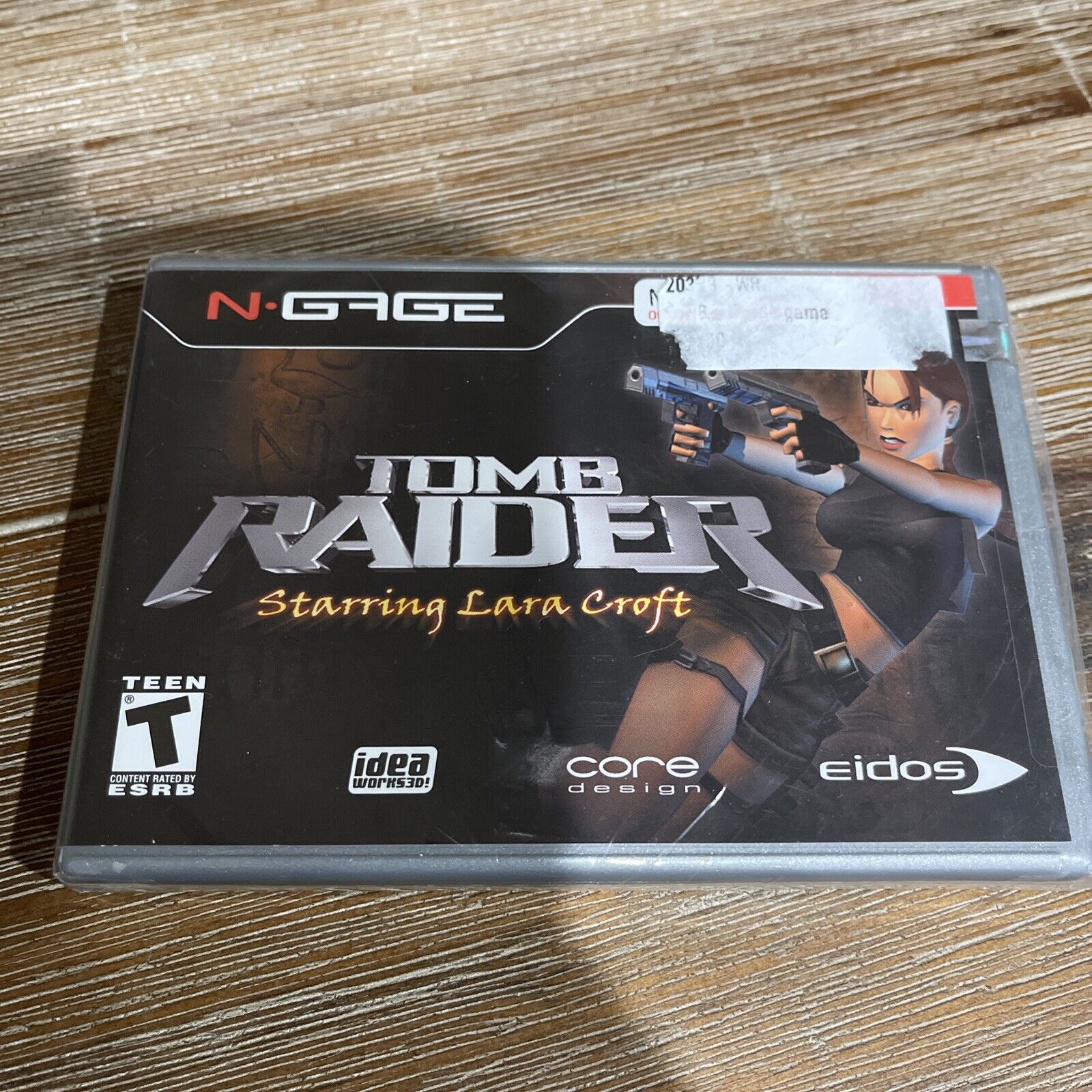 Tomb Raider grava com U2