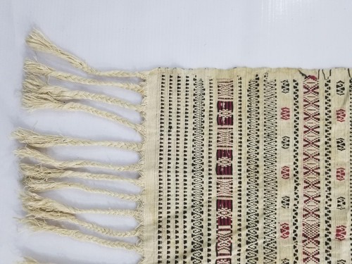 Antique Handwoven Indonesian Batak Head Cloth 167x31cm - Picture 3 of 13